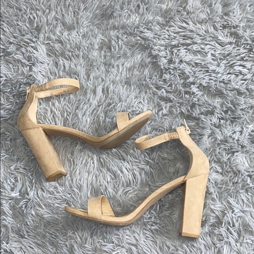 2.5 inch heels